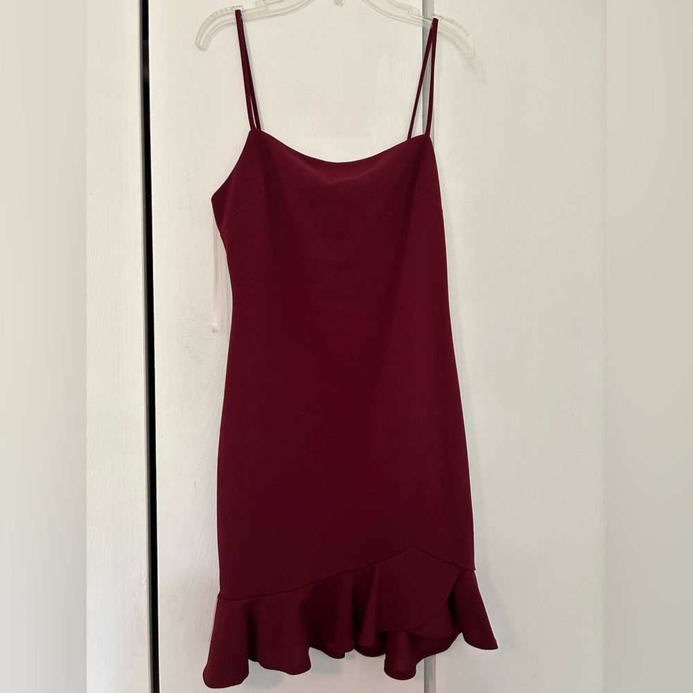 new with tags Showpo wine colored bodycon dress size 8/L